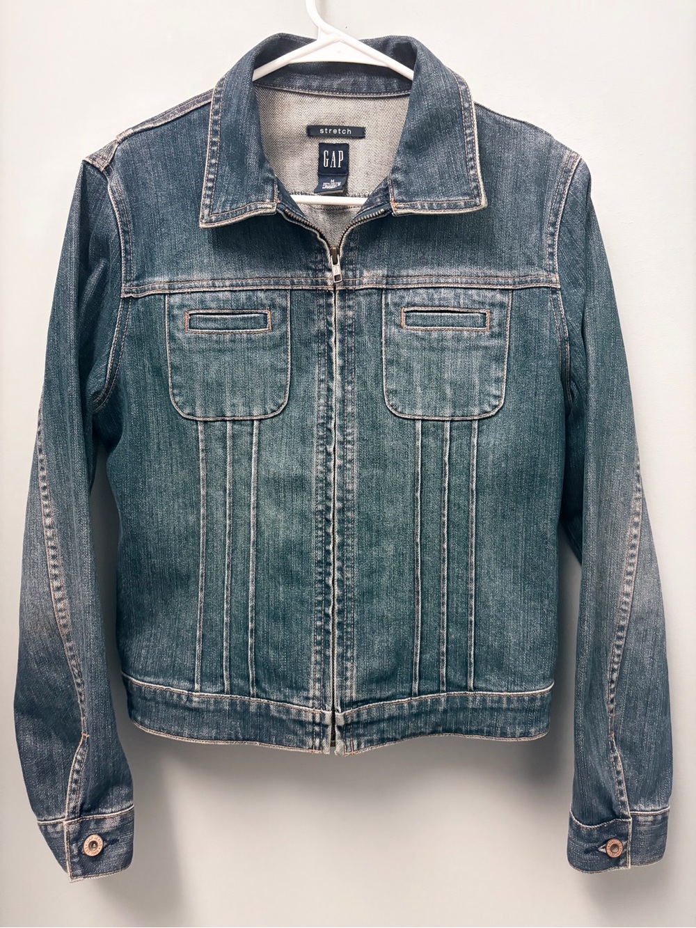GAP Stretch Full Zip, Blue Jean Jacket. - Picture 3 of 4